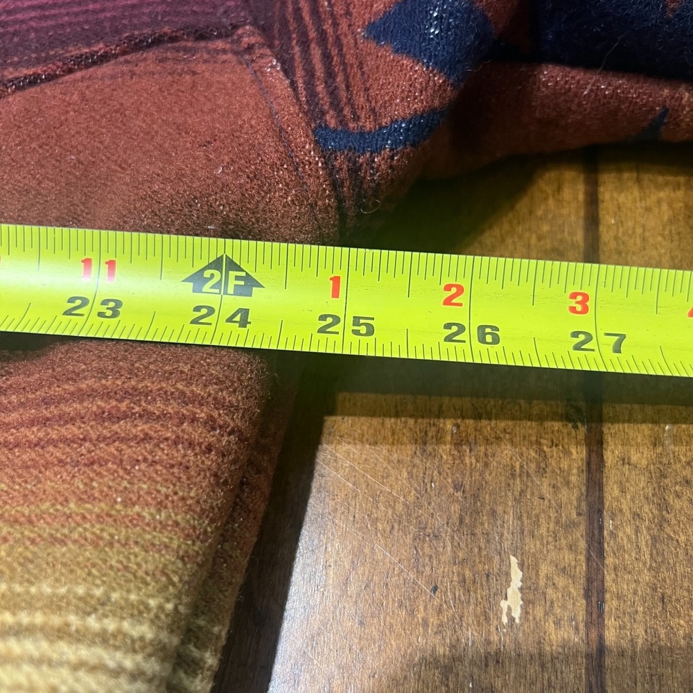 Vintage HIgh Grade Western WearB multicolored Pendleton Aztec wool Jacket Size L - Picture 11 of 12